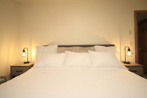Sunriver Cascade House — 4-Star Luxury Hotel in Sunriver, United States