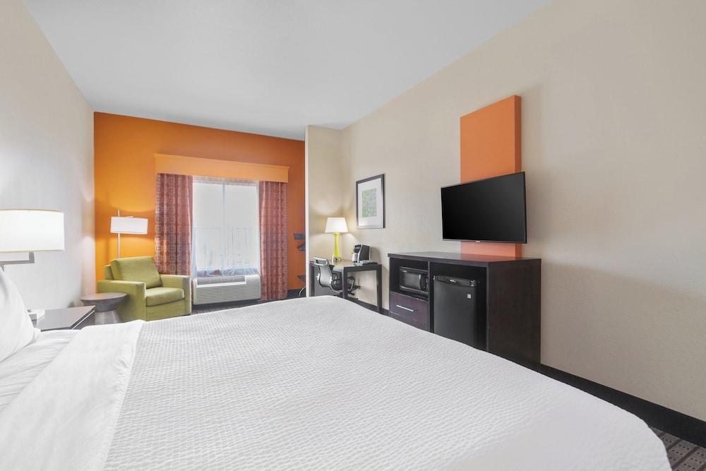 Holiday Inn Express & Suites Houston NW Tomball Area by IHG - photo 24