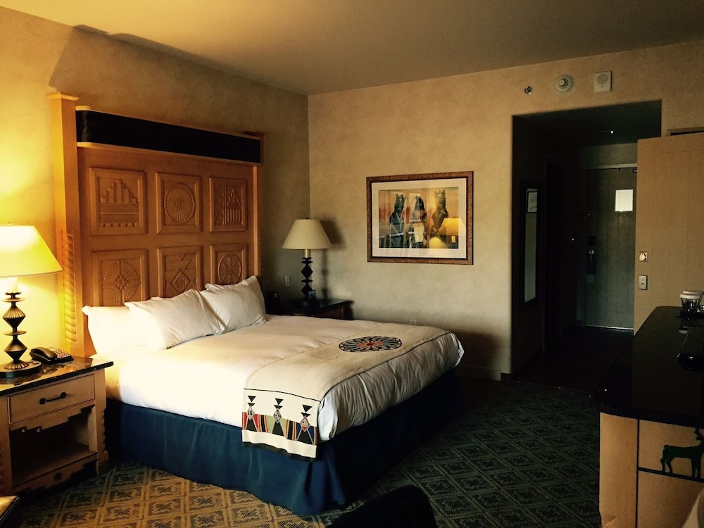 Hilton Santa Fe Buffalo Thunder - photo 7