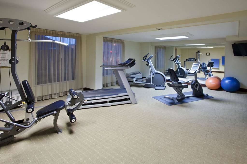 La Quinta Inn Suites Downtown Conference Center - photo 9