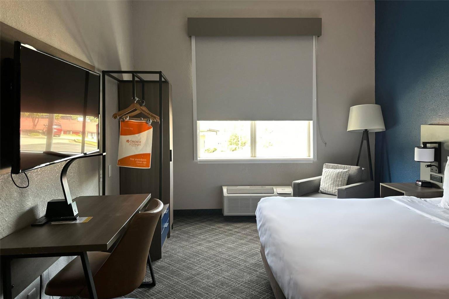 Comfort Inn & Suites Calhoun South - photo 8