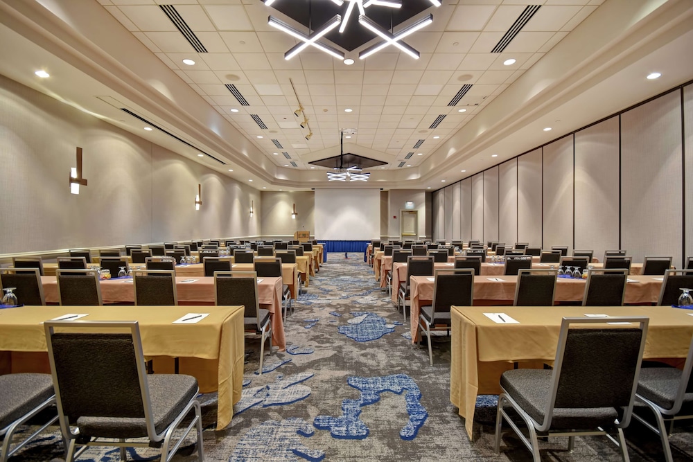 Embassy Suites Charleston - photo 49