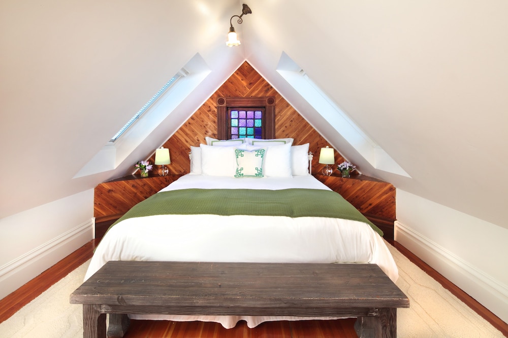 Grape Leaf Inn - photo 8