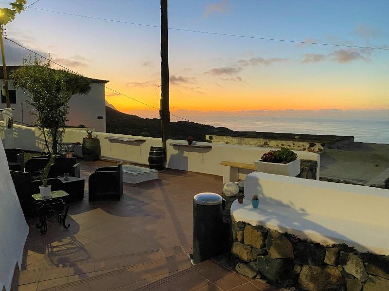 Geko Hotels - carbon neutral hotel in Frontera