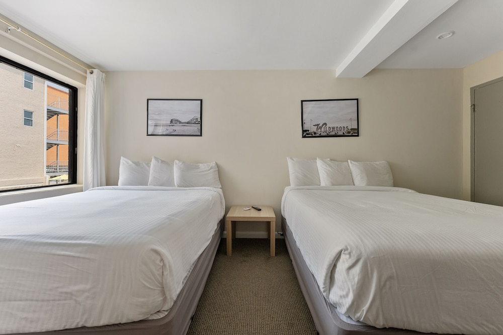 Oceanic Hotel - photo 5
