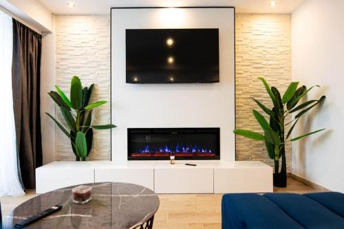 Ultra central Luxury 3Br 2bath Apt & Amazing Views — 4-Star Luxury Hotel in Bucharest, Romania