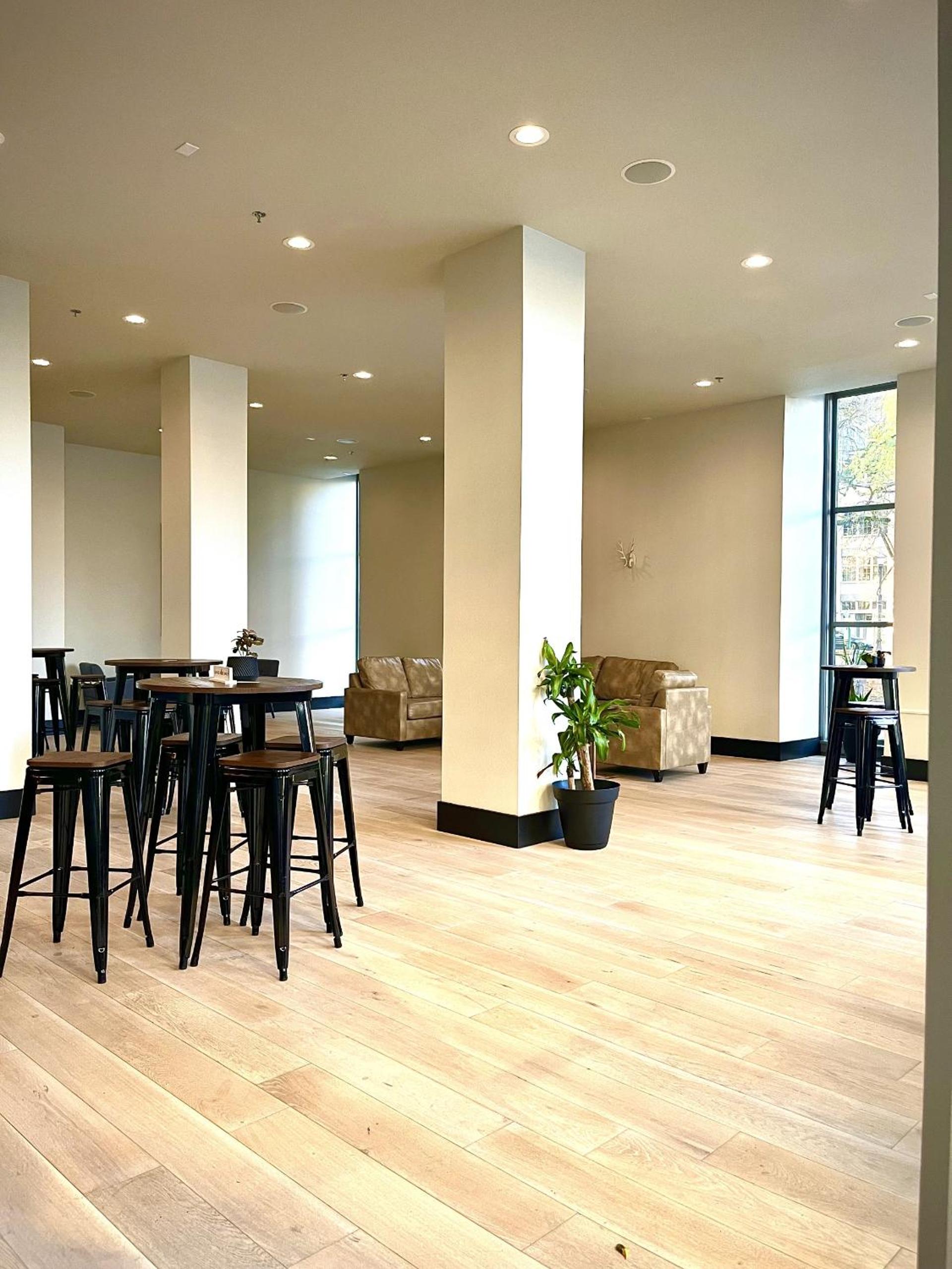 Harlow Hotel - photo 92