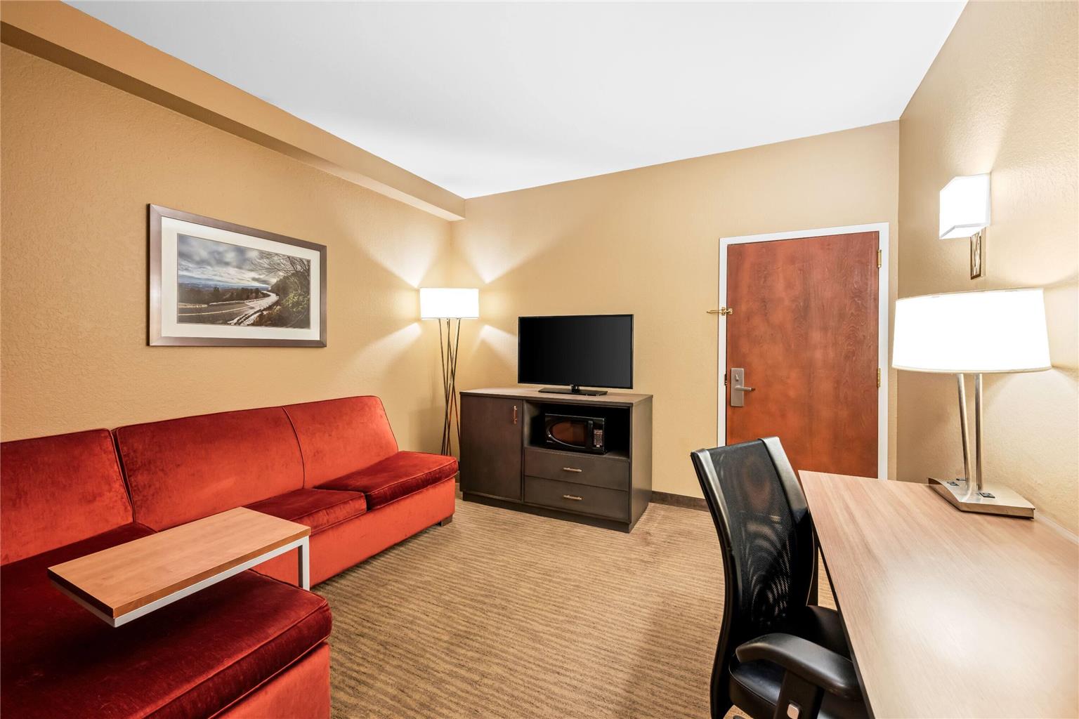 La Quinta Inn & Suites by Wyndham Boone University - photo 46