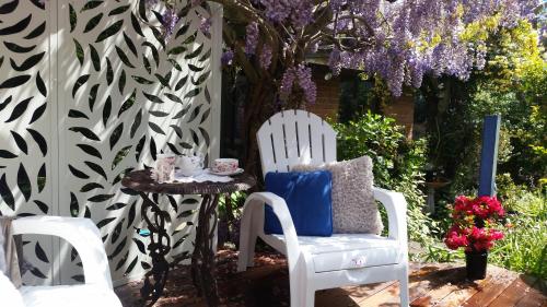 Birch Lane — 4-Star Luxury Hotel in Franklin, Australia