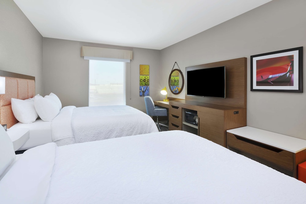 Hampton Inn & Suites Grandville Grand Rapids South - photo 13