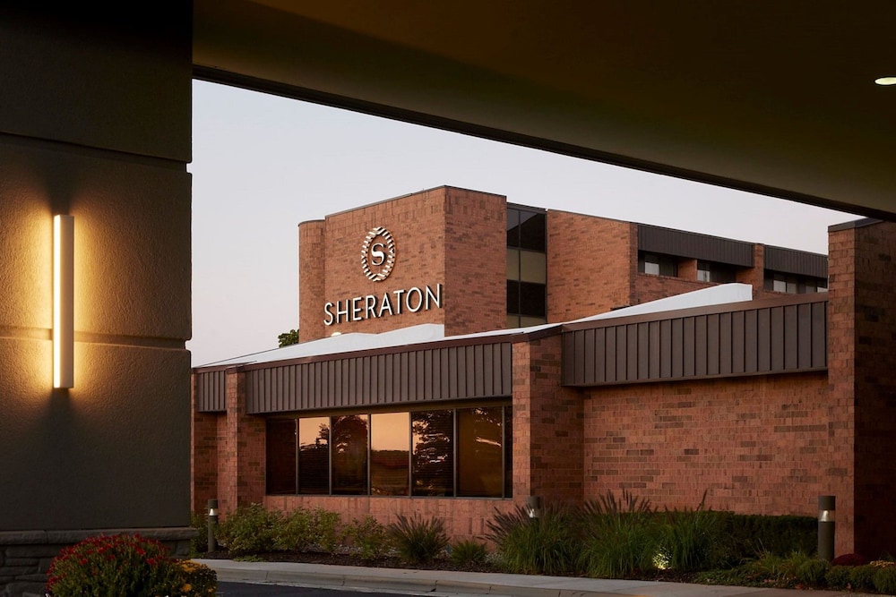 Sheraton Grand Rapids Airport Hotel - photo 49