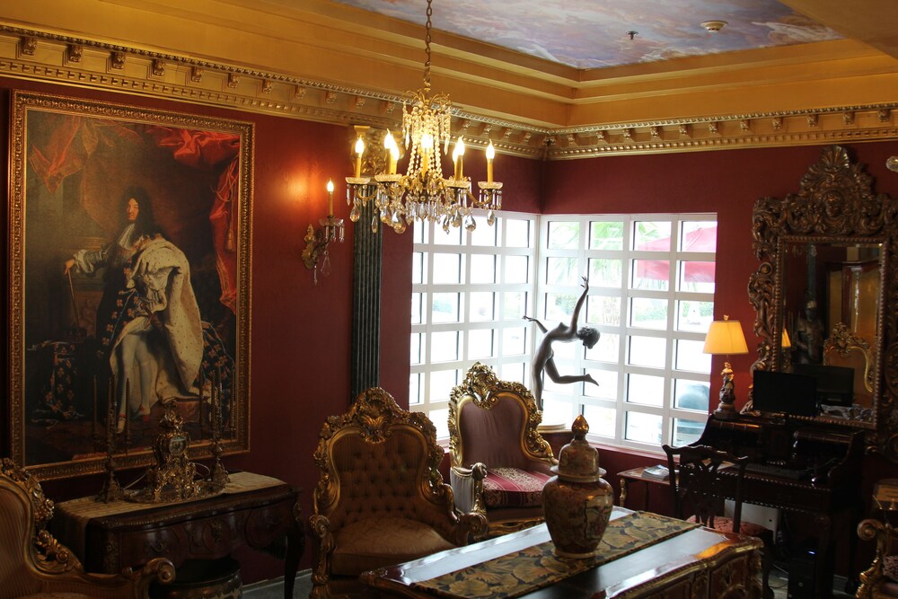Ocean Spray Hotel - photo 18