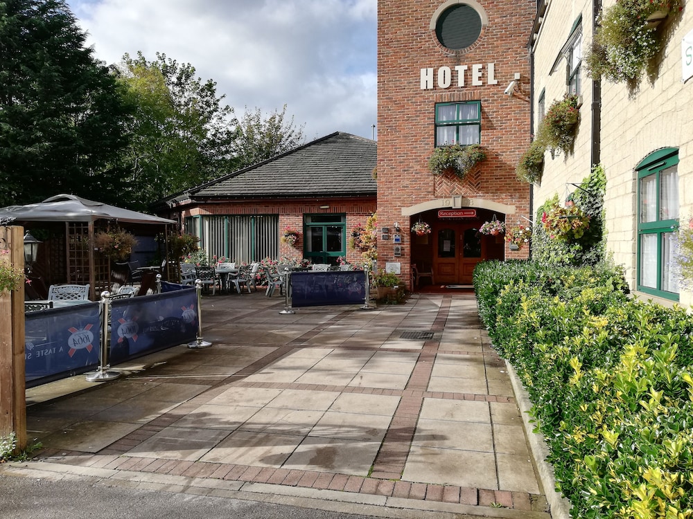 The Corn Mill Lodge Hotel in Leeds, United Kingdom