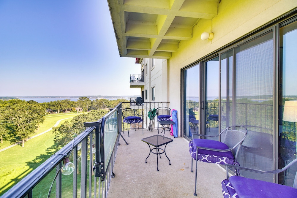 Afton Vacation Condo In Vista Towers Shangri La — Afton