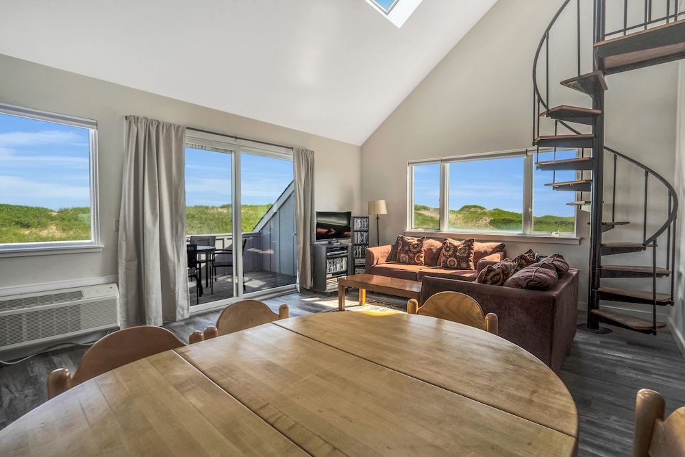 Windward Shores Ocean Resort - photo 59