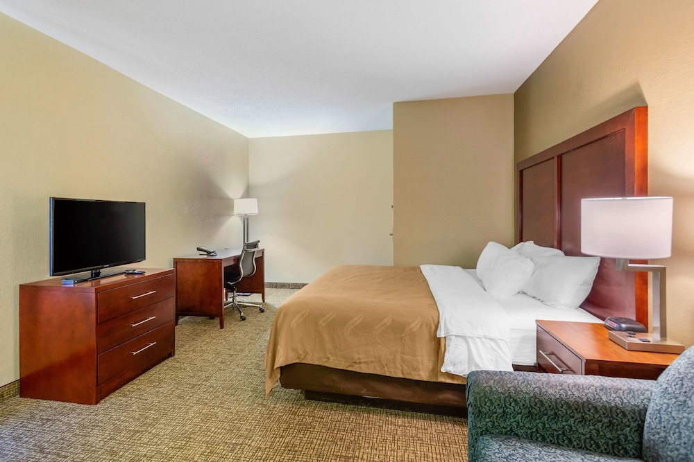 Quality Inn & Suites Olde Town - photo 13