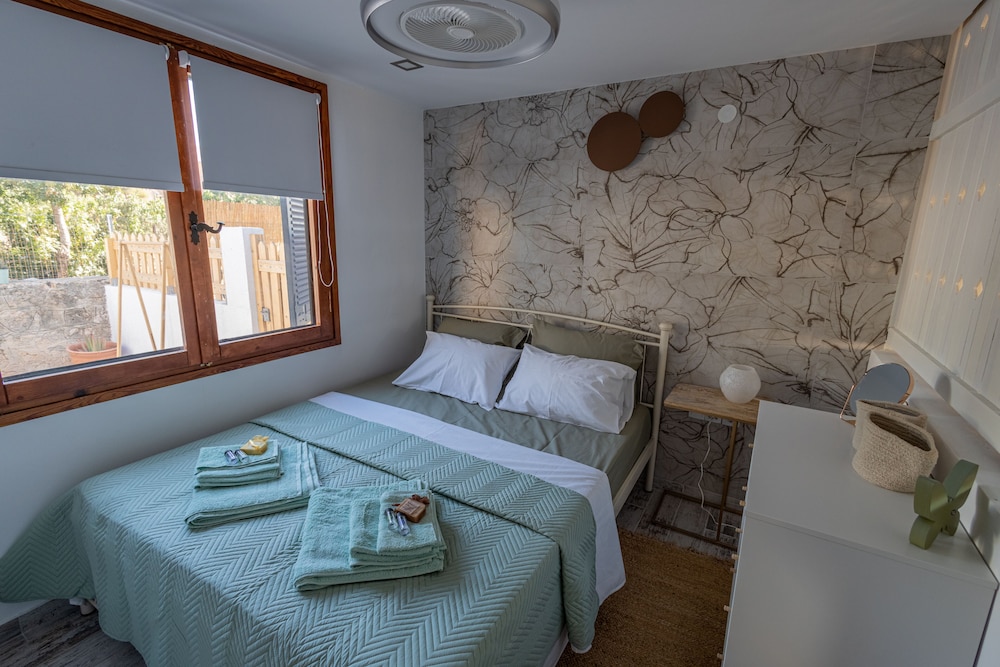 Beachfronthouse in Aegina — Aegina — photo 3