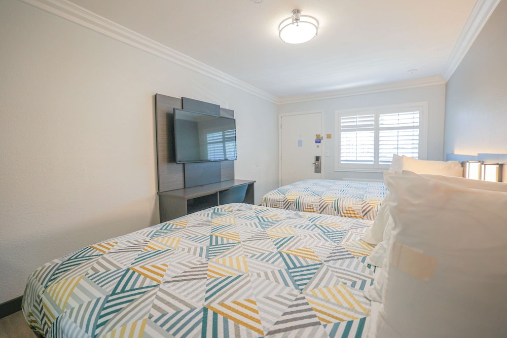 Motel6 Tustin CA Orange County - photo 16