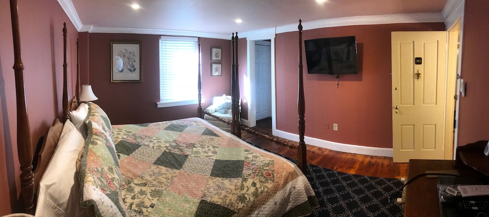 Stottsville Inn - photo 35