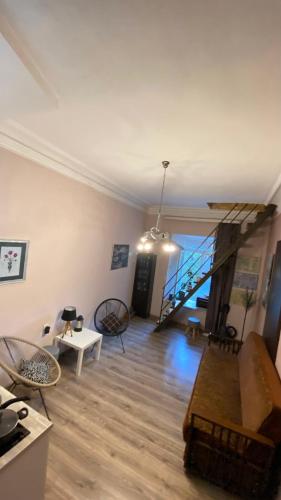 Art Apartment in Kala Tbilisi Historic District