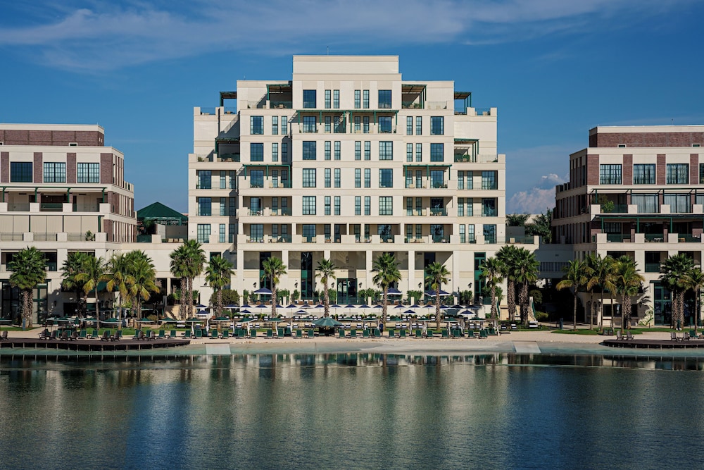 Boa Vista Surf Lodge — 5-Star Luxury Hotel in Porto Feliz, Brasil