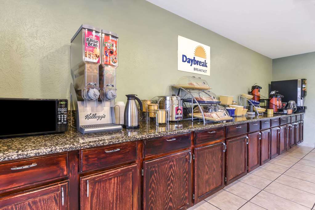 Days Inn by Wyndham Granbury - photo 34