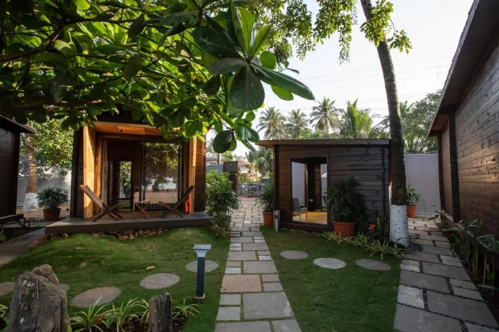 Buena Vida Beach Resort in Morjim, India