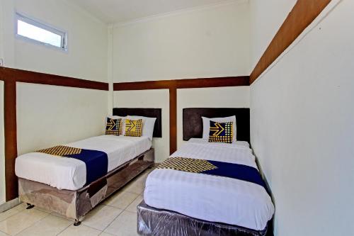 Spot On 93557 Juan Kostel 2 in Purwokerto, Indonesia