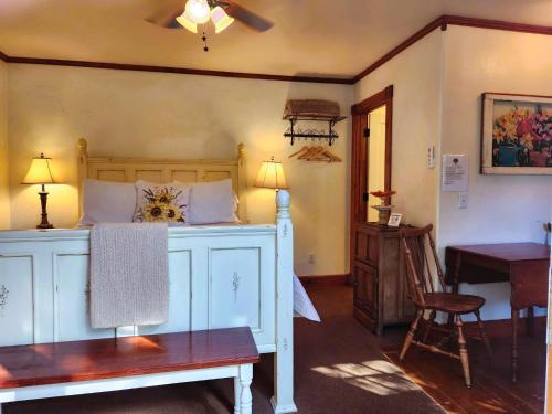 Oak Hill Inn - photo 5