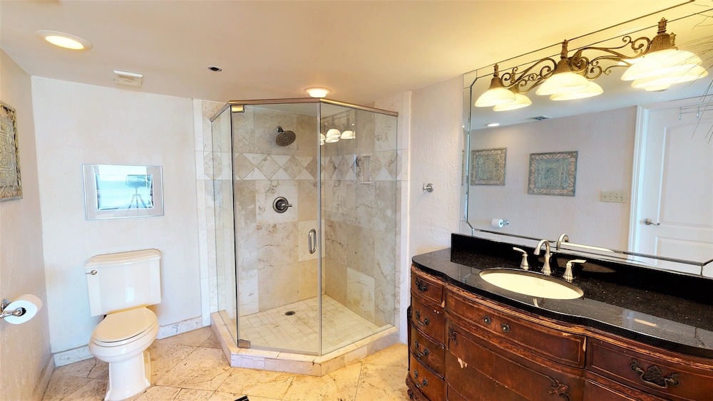Beachside Towers at Sandestin by Gibson Beach Rentals - photo 313