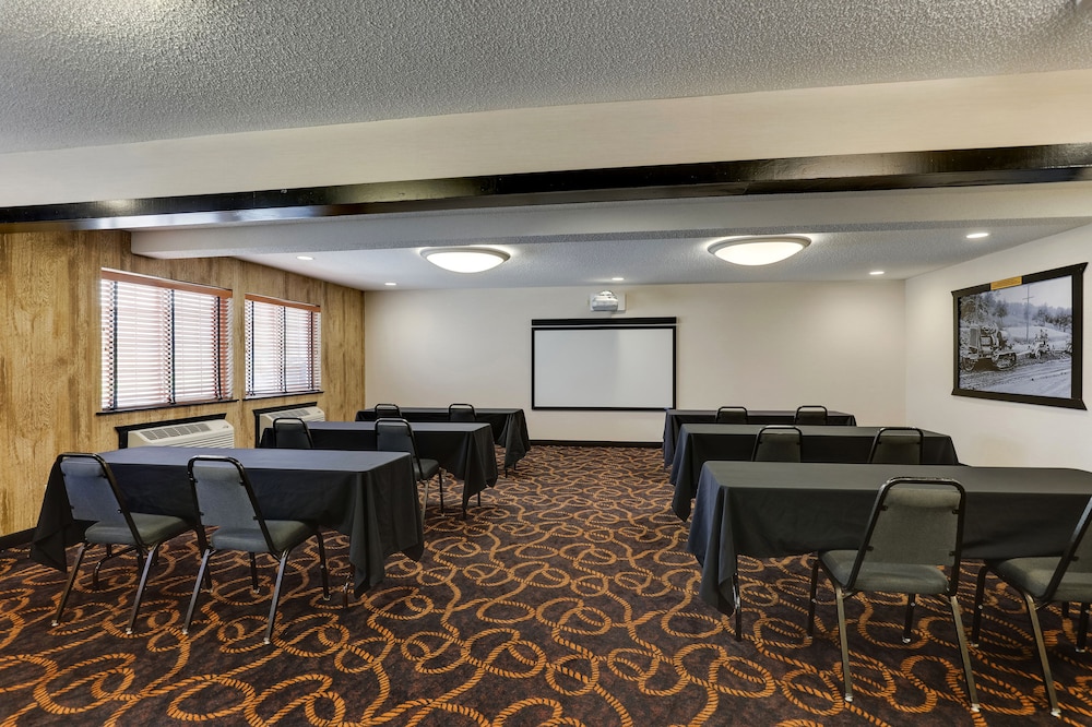 Stoney Creek Hotel Peoria - photo 42