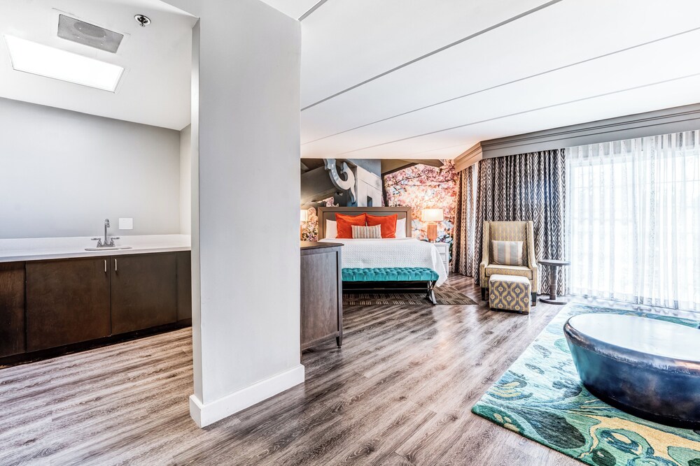 Hotel Indigo Atlanta Vinings by IHG - photo 39