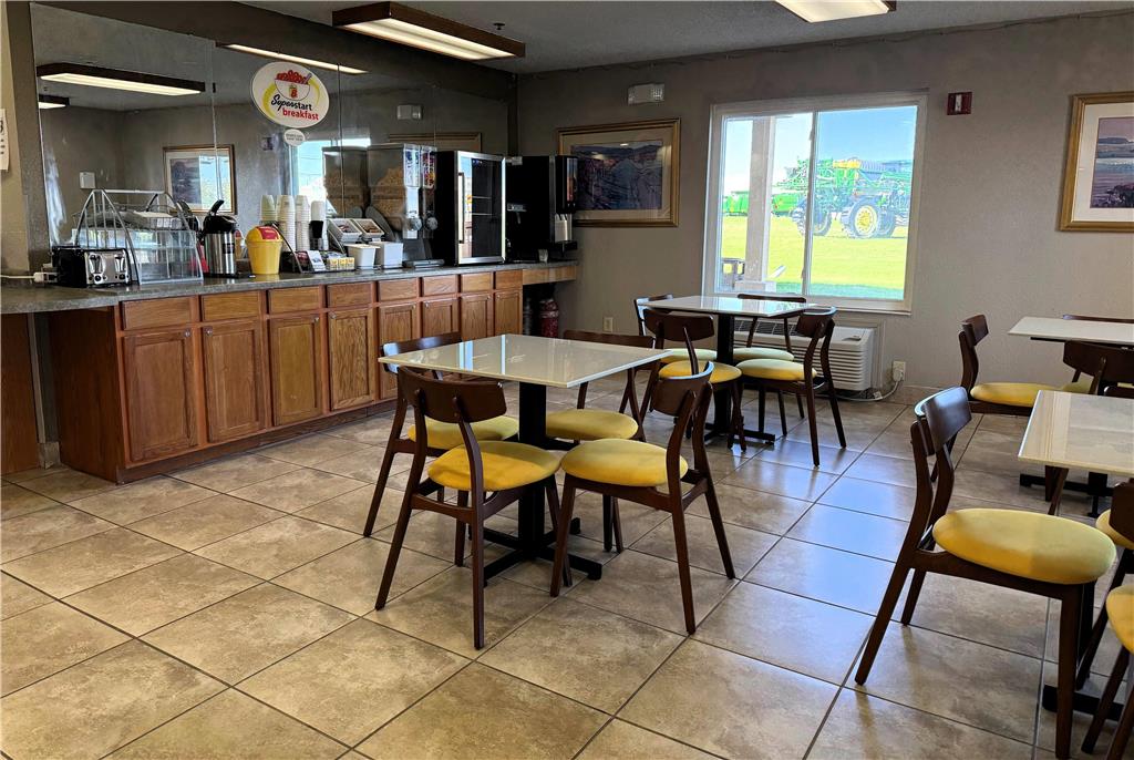 Super 8 by Wyndham Frankfort IN - photo 5
