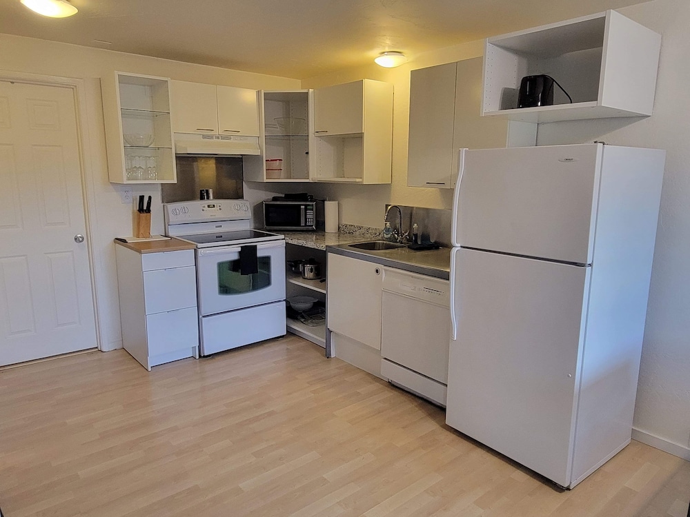 Hood River Suites Apartment Hotel - photo 14