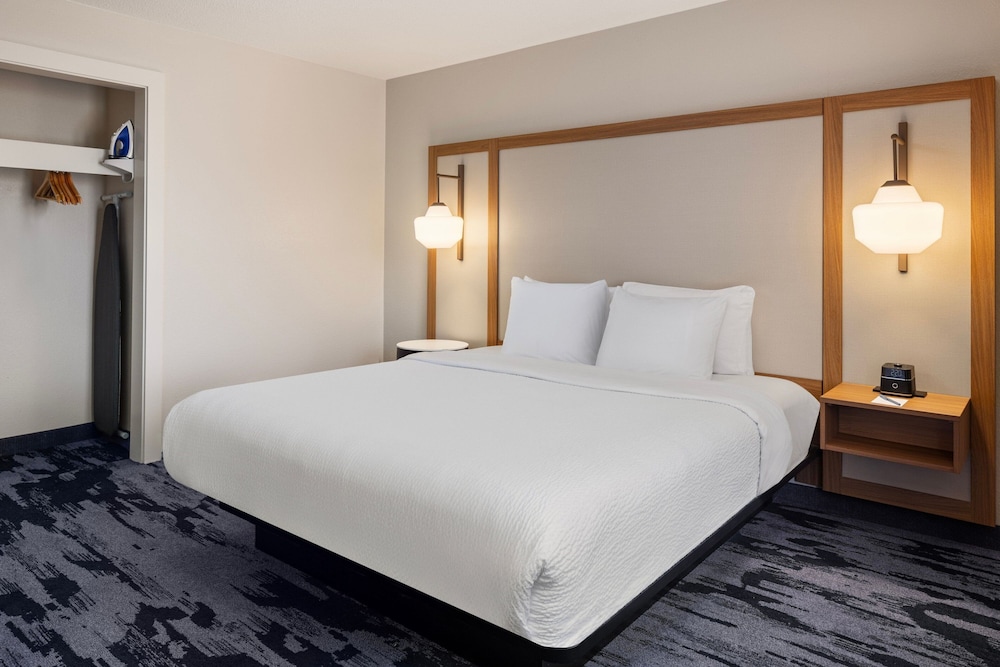 Fairfield Inn & Suites Columbus East - photo 8
