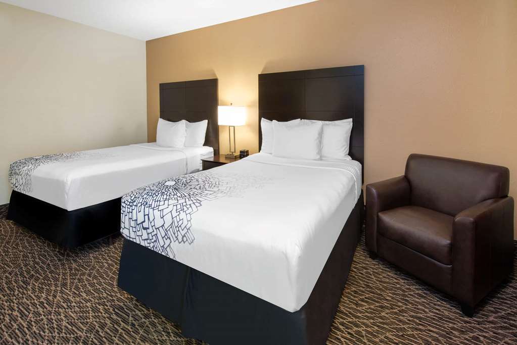 La Quinta Inn by Wyndham Clearwater Central - photo 16