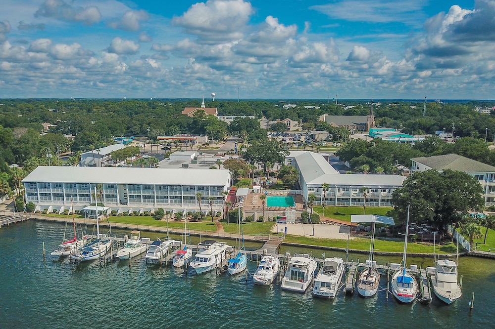 Marina Bay Resort - featured photo