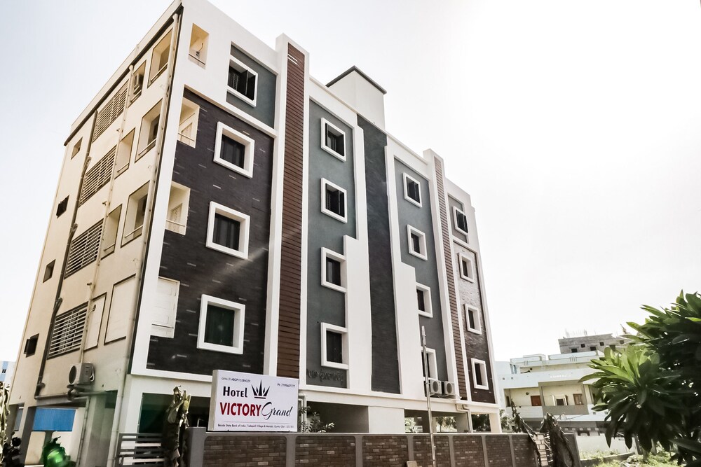 OYO 46726 Victory Grand in Vijayawada, India