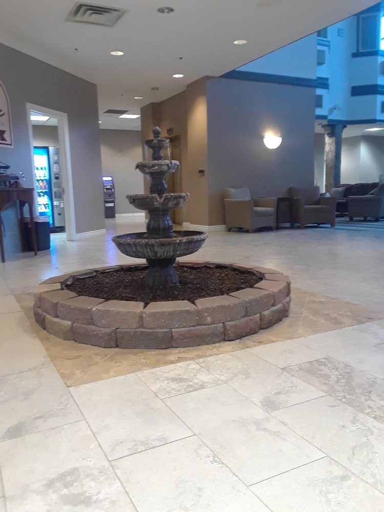 The Comstock Inn and Conference Center - photo 3