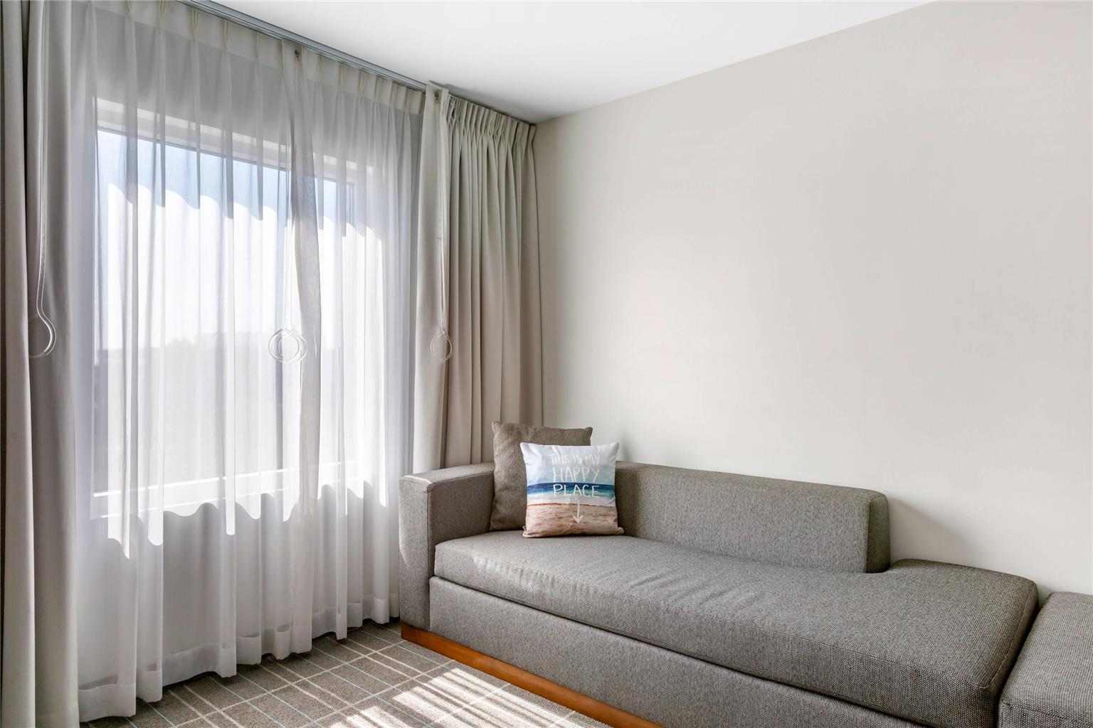 Cambria Hotel LAX - photo 43