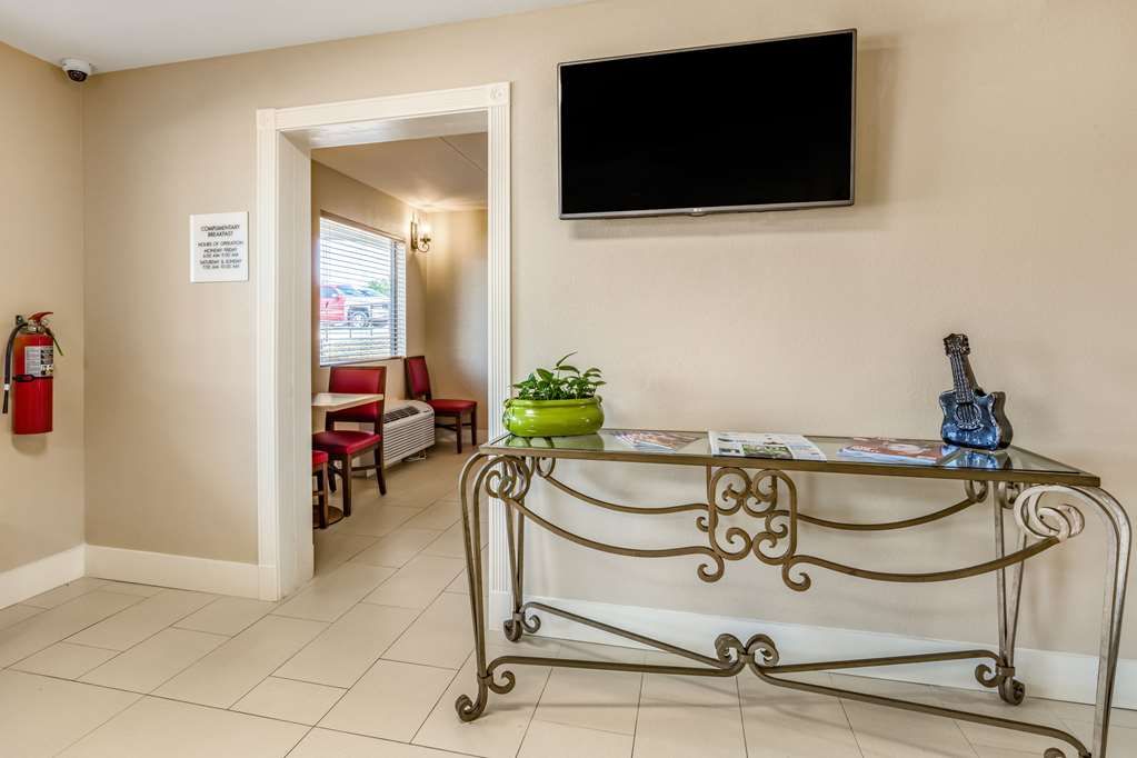 Rodeway Inn & Suites Tupelo - photo 20
