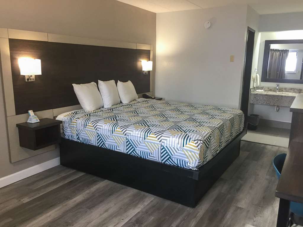 Motel 6 Burnsville MN - photo 9