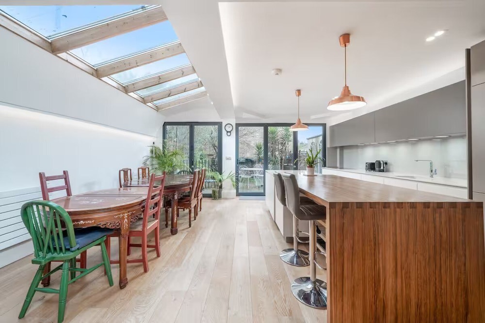 JOIVY Stunning house close to Notting Hill — 4-Star Luxury Hotel in London, United Kingdom