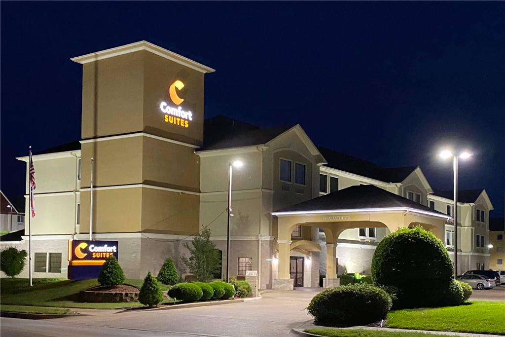 Comfort Suites Tyler South - photo 2