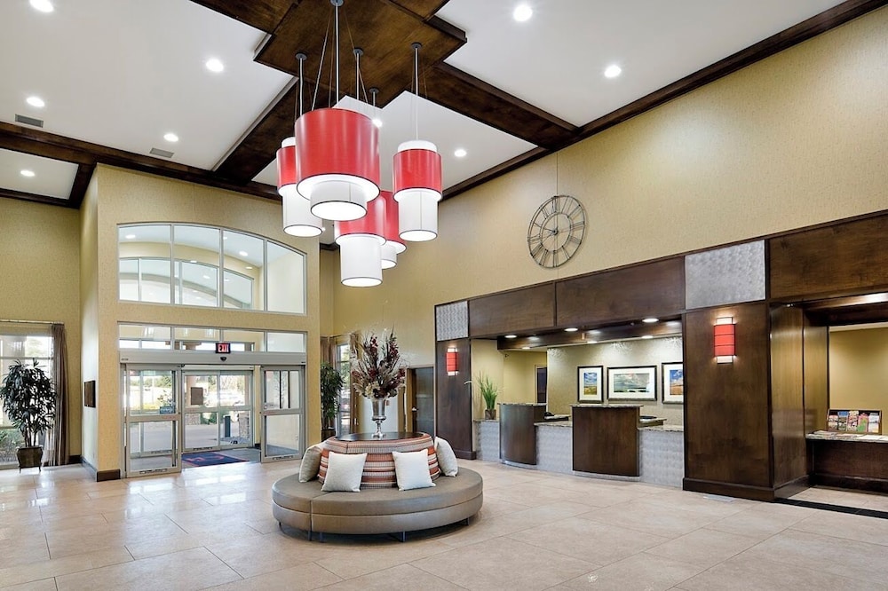 Clubhouse Hotel & Suites Pierre - photo 2