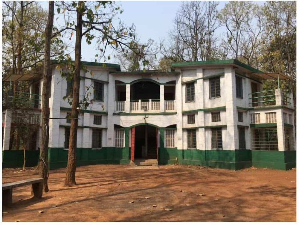 Salboni Retreat — hotel in Jhargram