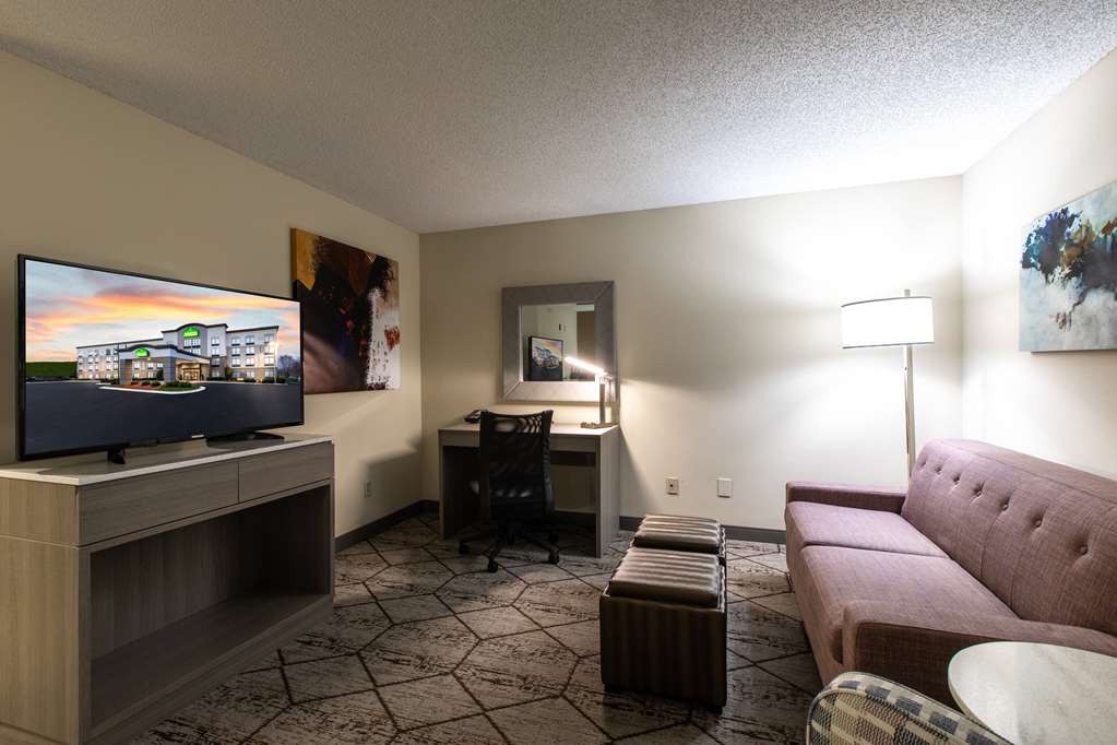 Wingate by Wyndham Charlotte Speedway Concord - photo 19