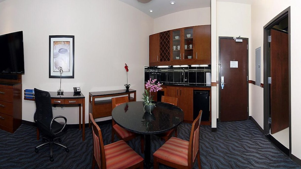 Fairfield Inn & Suites Alamogordo - photo 18