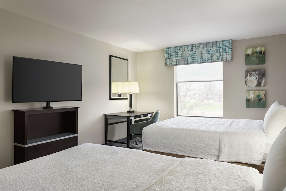 Hampton Inn New Albany - photo 32