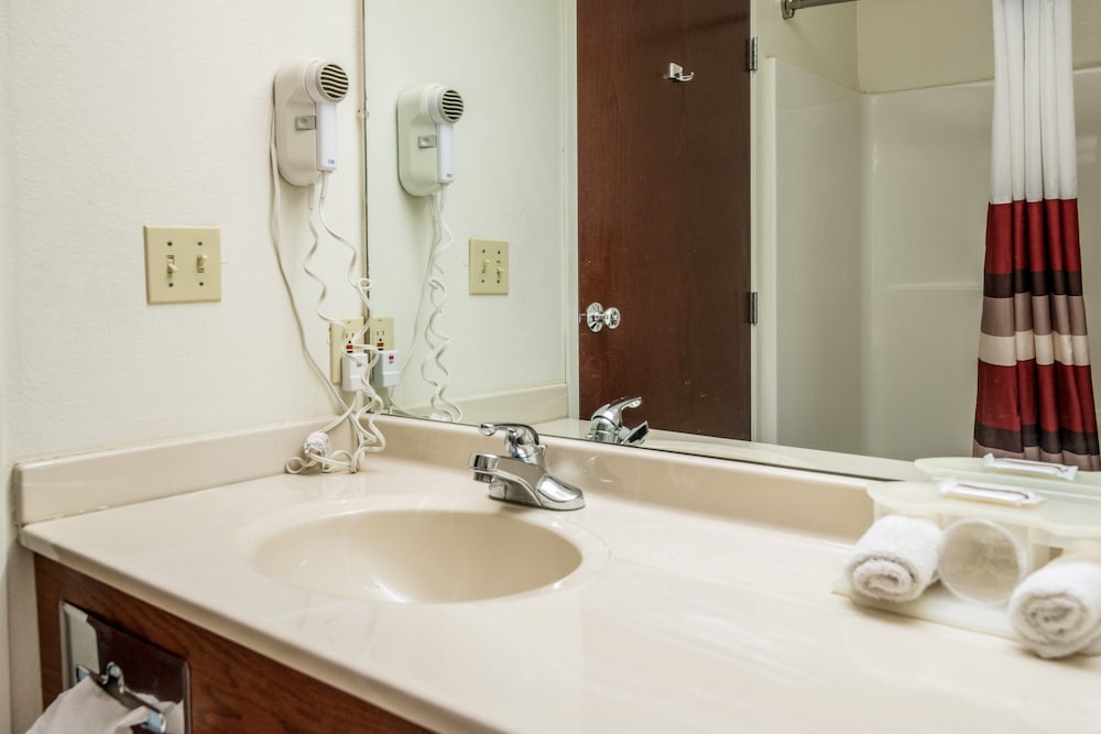 Days Inn by Wyndham Kentland - photo 21